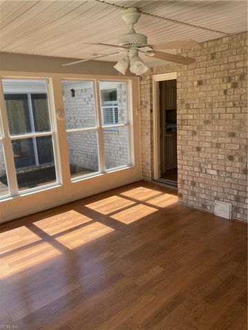 205 Tree Fern DR, Chesapeake, VA 23322