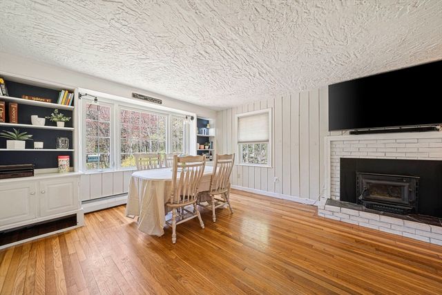 457 South St, Bridgewater, MA 02324
