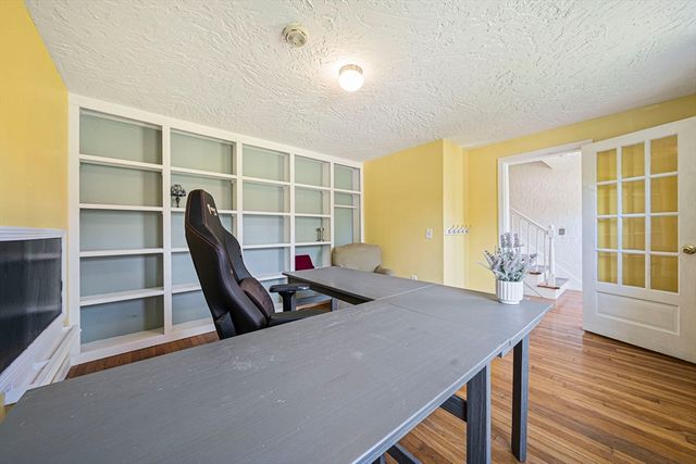 457 South St, Bridgewater, MA 02324