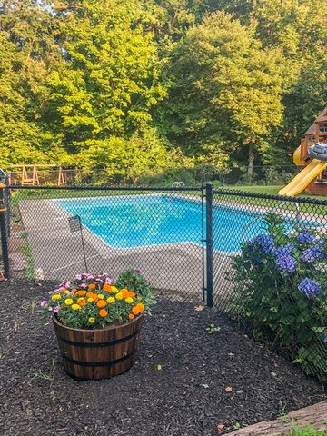 457 South St, Bridgewater, MA 02324