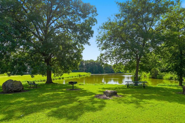 5211 GASCONADE DR, Columbia, MO 65202