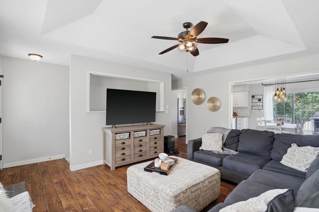 5211 GASCONADE DR, Columbia, MO 65202