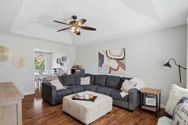 5211 GASCONADE DR, Columbia, MO 65202