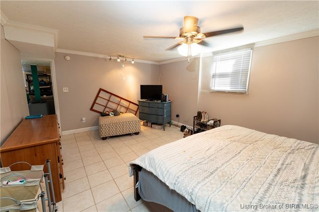 313 Fairwood Drive, Jeffersonville, IN 47130