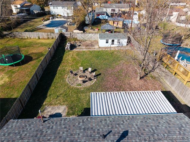 313 Fairwood Drive, Jeffersonville, IN 47130