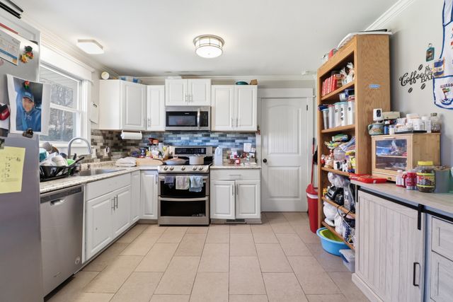 886 Reeves Rd, Antioch, TN 37013