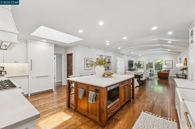 27 Shawn Ct, Alamo, CA 94507