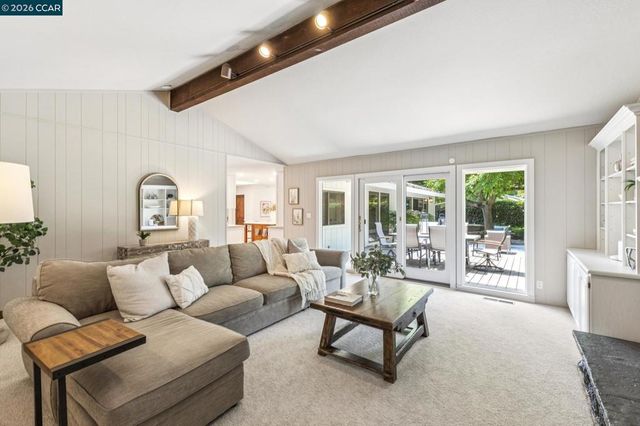 27 Shawn Ct, Alamo, CA 94507