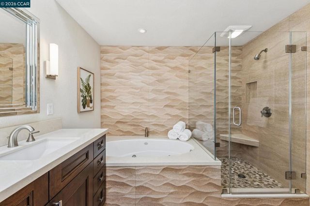 27 Shawn Ct, Alamo, CA 94507