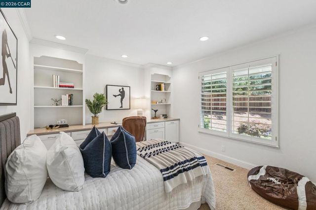 27 Shawn Ct, Alamo, CA 94507