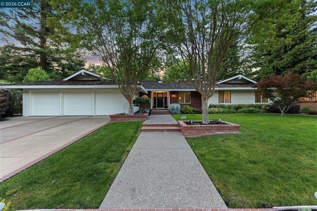 27 Shawn Ct, Alamo, CA 94507