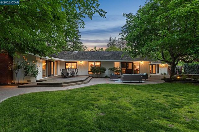 27 Shawn Ct, Alamo, CA 94507