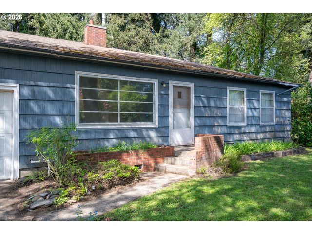 237 MYOAK Dr, Eugene, OR 97404