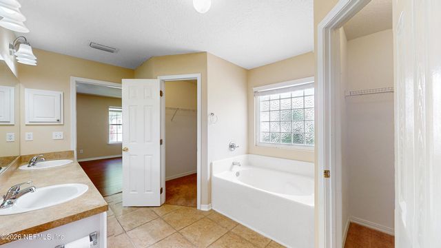 3120 LONGLEAF RANCH Circle, Middleburg, FL 32068