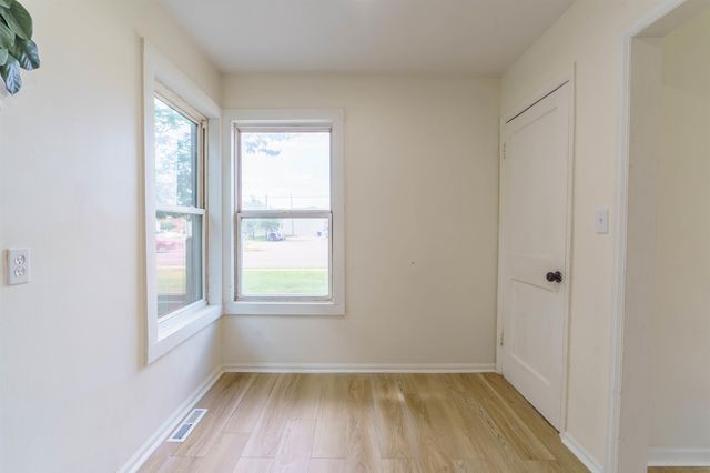 1353 N PERSHING AVE, Wichita, KS 67208