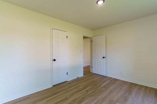 1353 N PERSHING AVE, Wichita, KS 67208