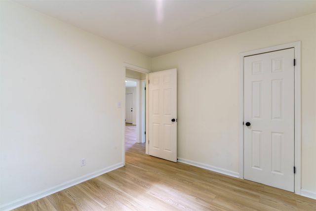 1353 N PERSHING AVE, Wichita, KS 67208