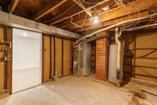 1353 N PERSHING AVE, Wichita, KS 67208