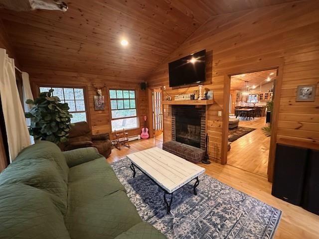 9063N Anderson Road, Hayward, WI 54843