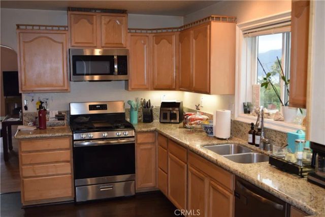 16817 Bell Avenue, Lake Elsinore, CA 92530