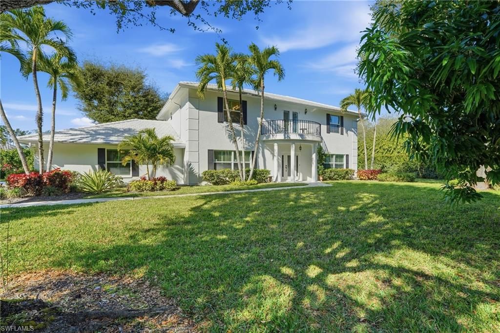 7395 Stonegate DR, NAPLES, FL 34109 — exterior