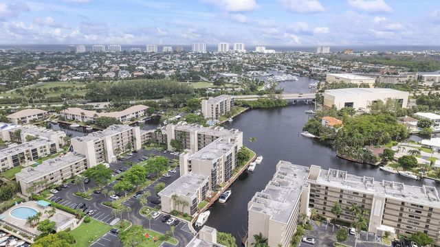 8 N Royal Palm Way 6040, Boca Raton, FL 33432
