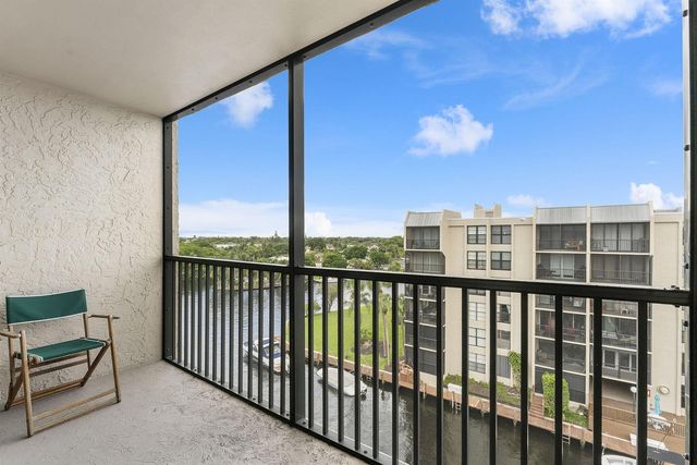 8 N Royal Palm Way 6040, Boca Raton, FL 33432