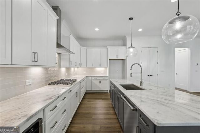 56 Knollwood Court, Dawsonville, GA 30534