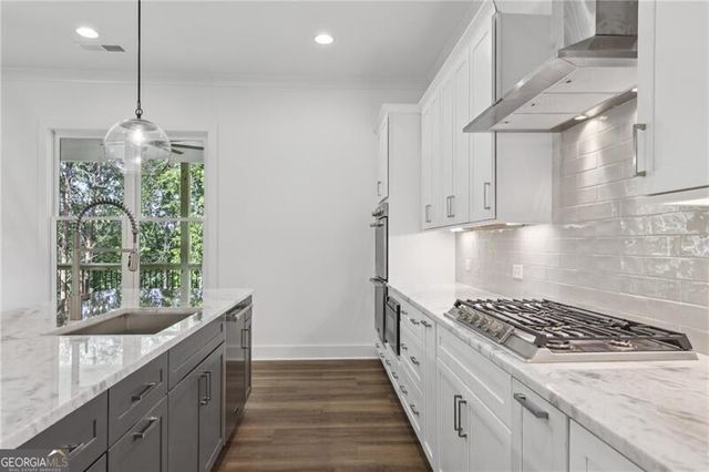 56 Knollwood Court, Dawsonville, GA 30534