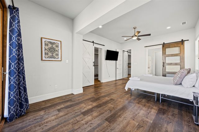 2011 N Prairie Avenue 2011, Dallas, TX 75204
