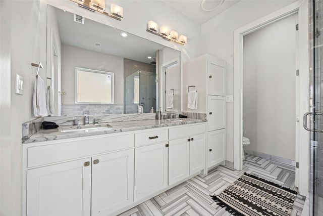 2011 N Prairie Avenue 2011, Dallas, TX 75204
