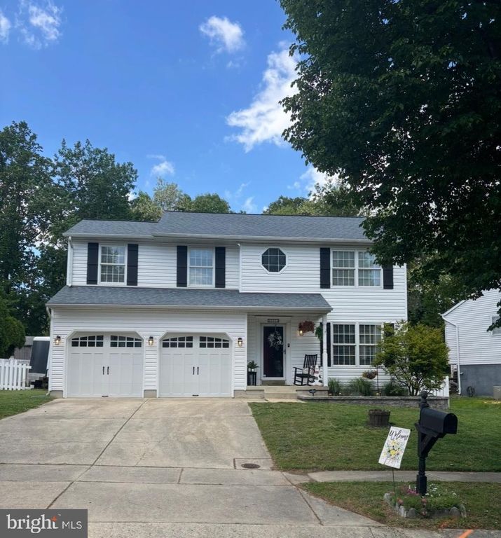 Image 1 of property listing at 7111 RUMFORD DR, Glen Burnie, MD 21061
