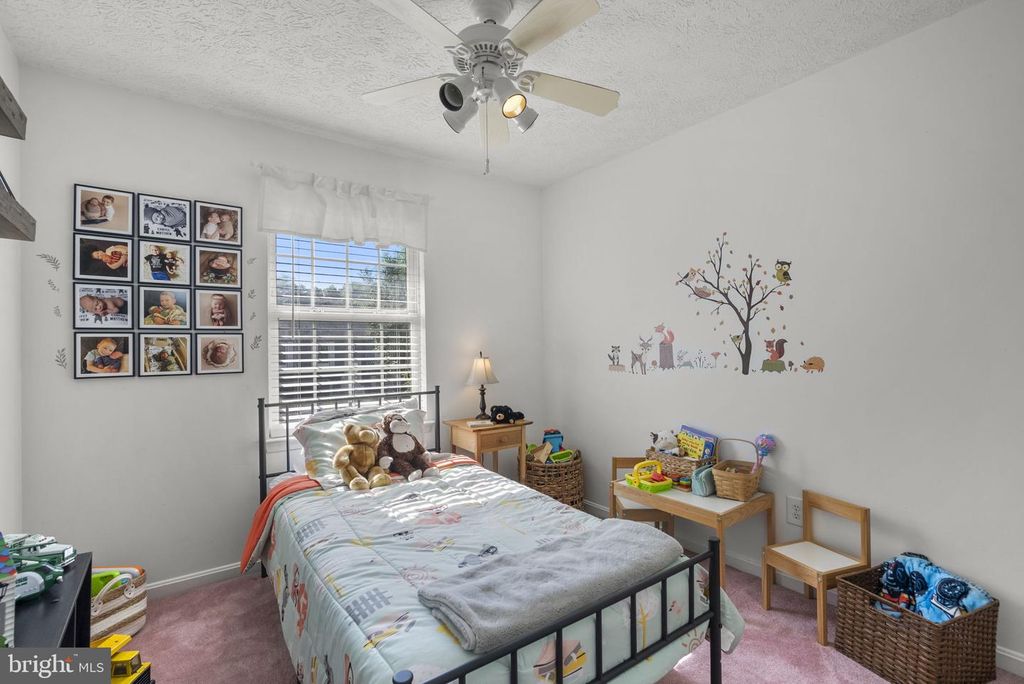 Image 21 of property listing at 7111 RUMFORD DR, Glen Burnie, MD 21061