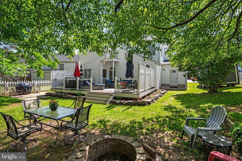 Image 26 of property listing at 7111 RUMFORD DR, Glen Burnie, MD 21061