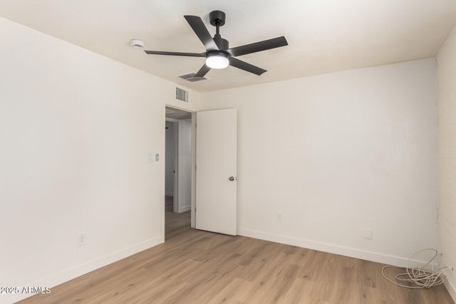 4013 W NANCY Lane, Phoenix, AZ 85041