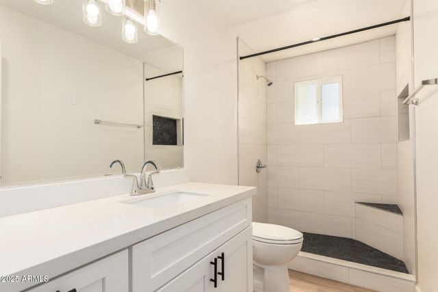 4013 W NANCY Lane, Phoenix, AZ 85041