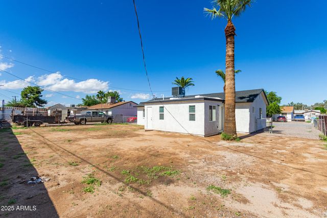 4013 W NANCY Lane, Phoenix, AZ 85041