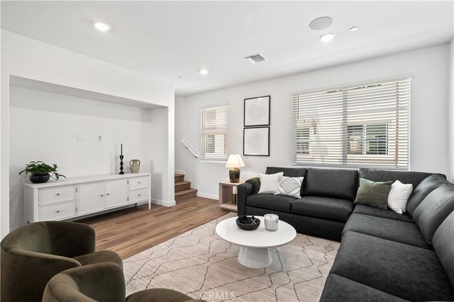 9361 Via Azul, Pico Rivera, CA 90660