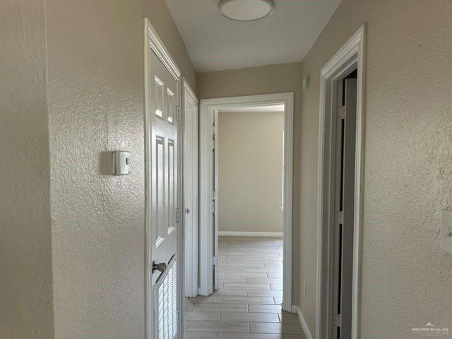 402 Gastel Circle 4, Edinburg, TX 78539