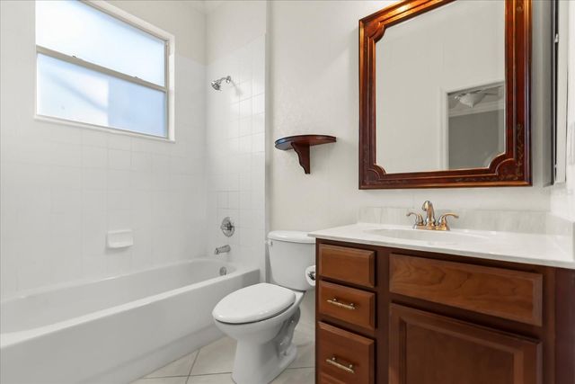 5586 WHISPERING WOODS POINT, Sanford, FL 32771