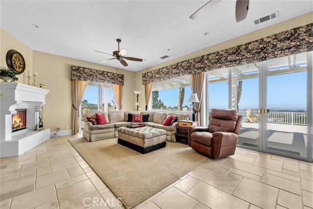 38525 Via De Oro, Temecula, CA 92592