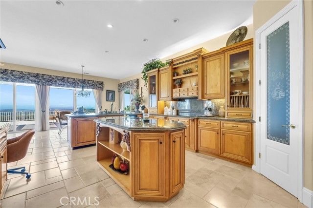 38525 Via De Oro, Temecula, CA 92592