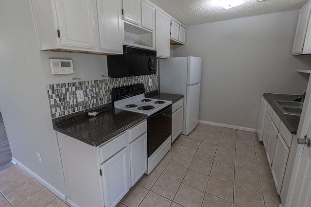 610 N GRACE LN, Columbia, MO 65201