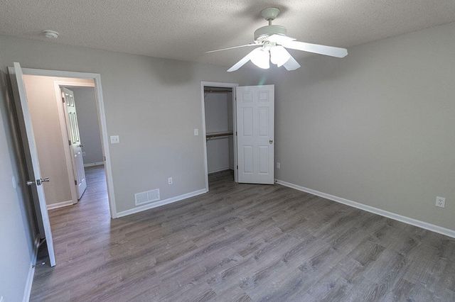 610 N GRACE LN, Columbia, MO 65201