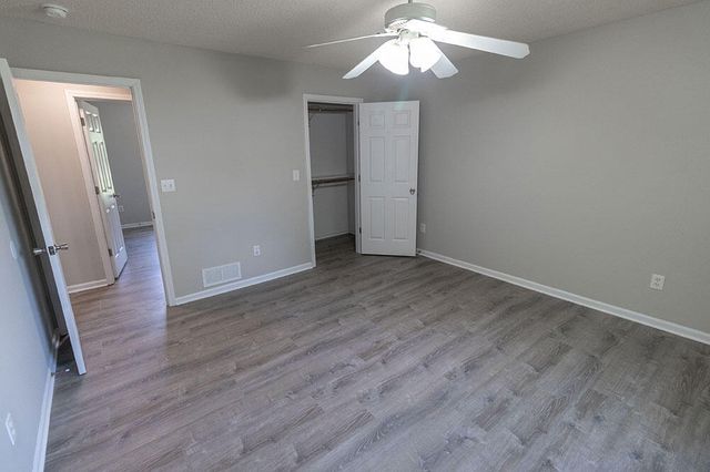 610 N GRACE LN, Columbia, MO 65201