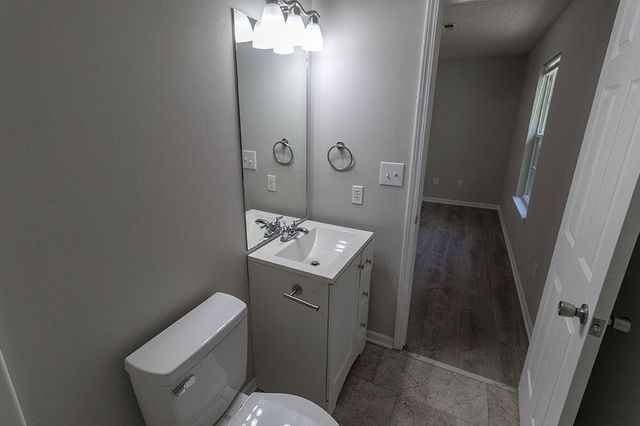 610 N GRACE LN, Columbia, MO 65201