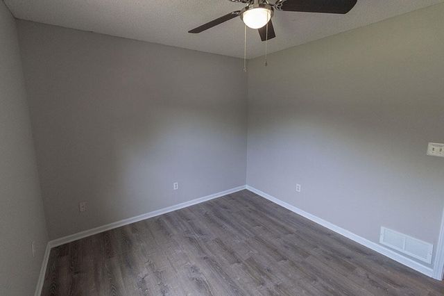 610 N GRACE LN, Columbia, MO 65201