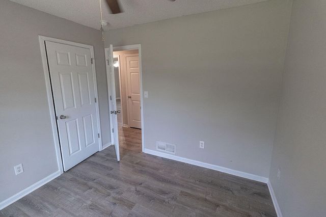 610 N GRACE LN, Columbia, MO 65201