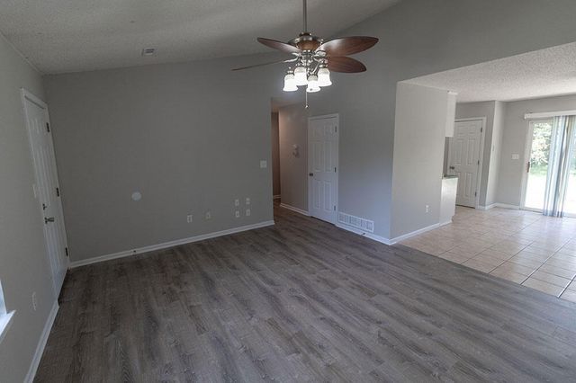 610 N GRACE LN, Columbia, MO 65201