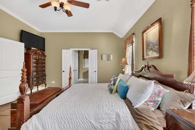 194 Maple Grove Drive, Conroe, TX 77384